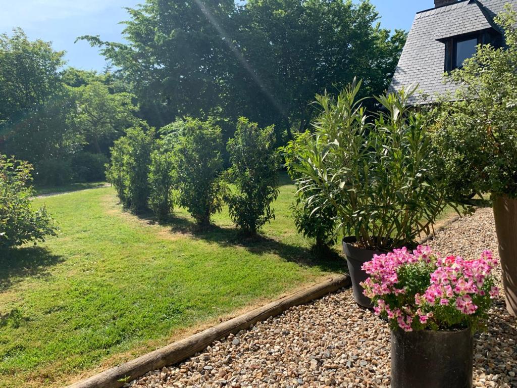 Vila Le Bois Des Pierres Conteville  Exteriér fotografie
